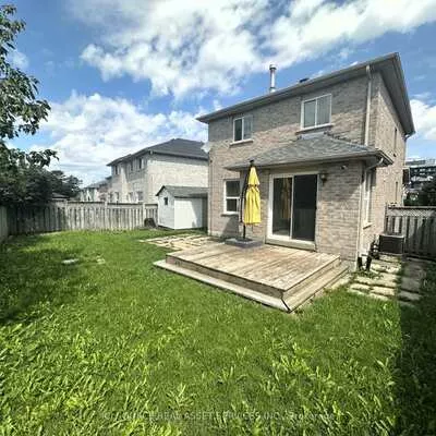 67, Russell Hill, Painswick South, Barrie