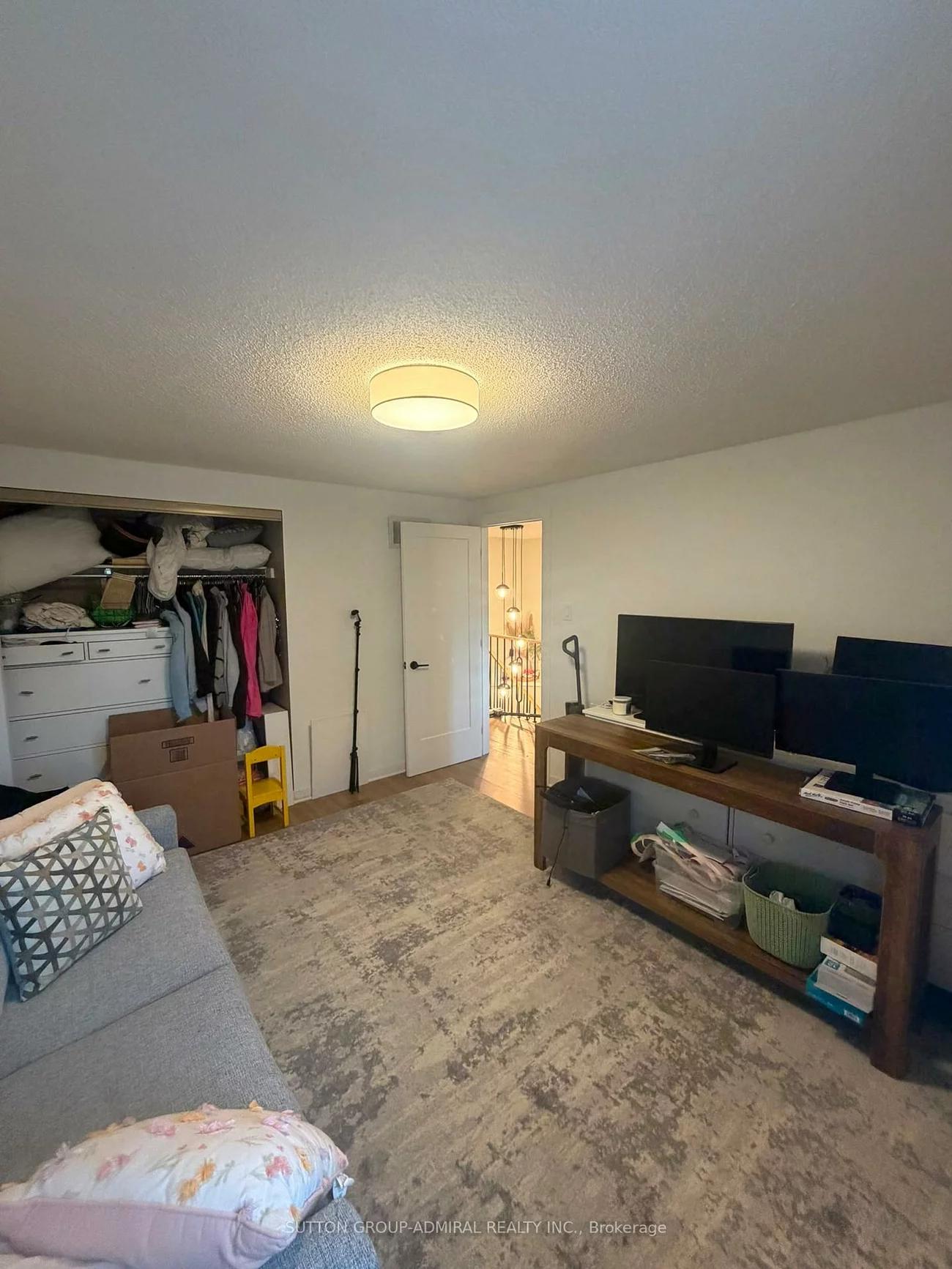 18, WALLACE, Northwest, Barrie