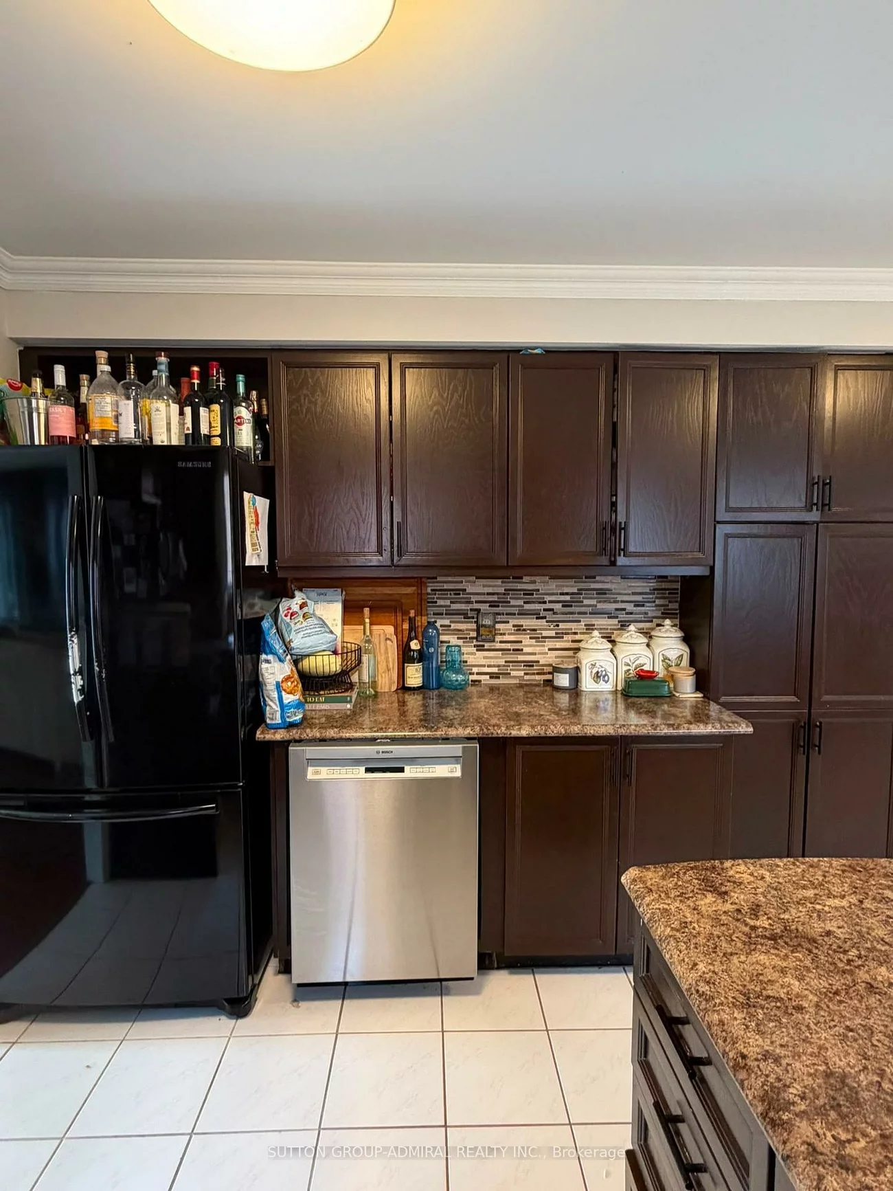 18, WALLACE, Northwest, Barrie