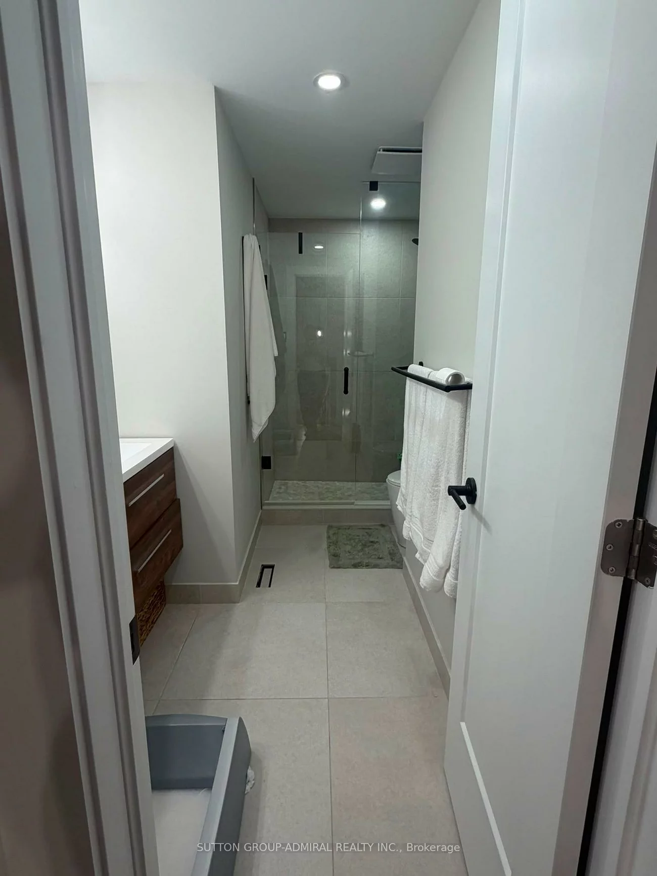18, WALLACE, Northwest, Barrie