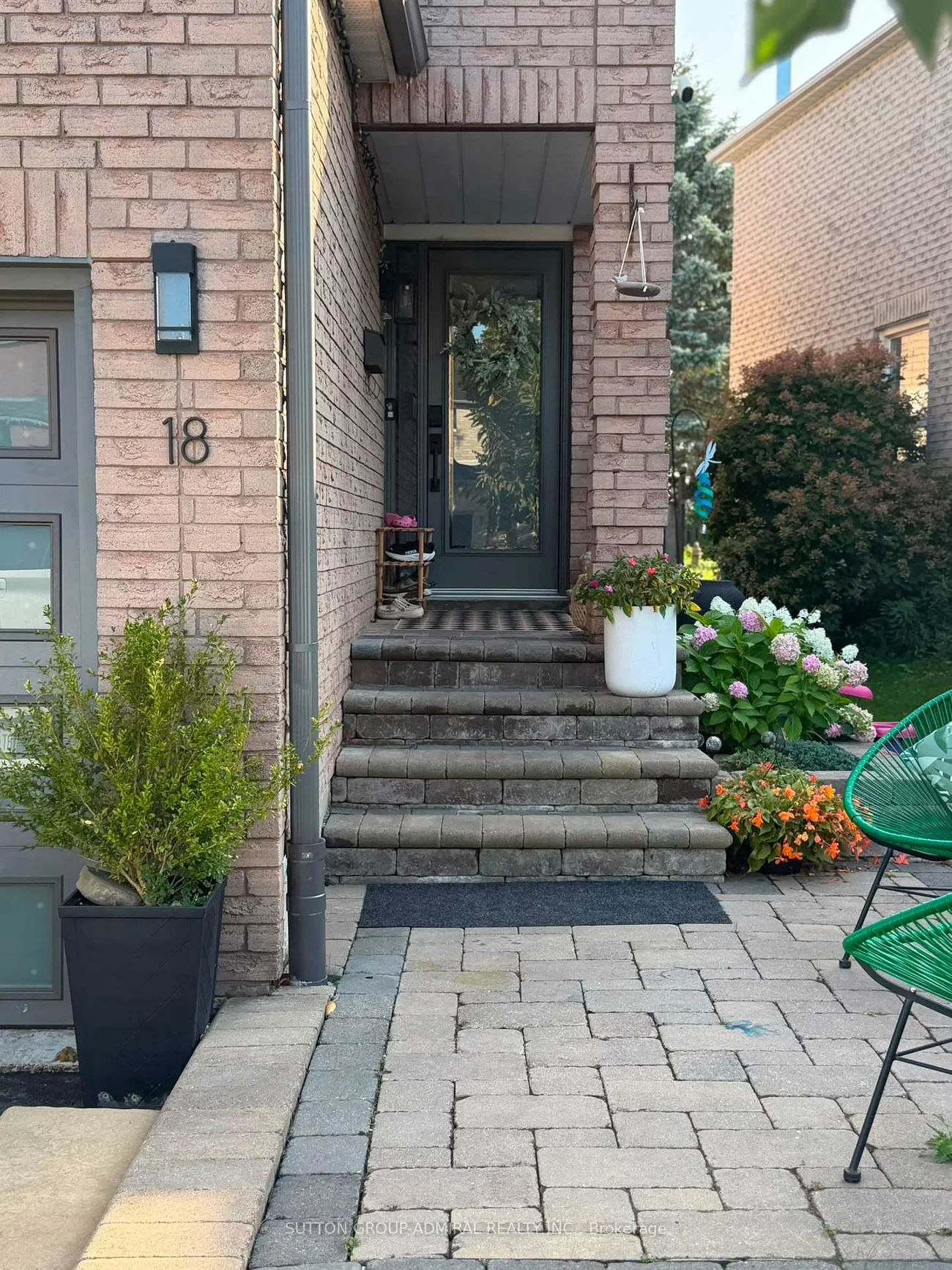 18, WALLACE, Northwest, Barrie