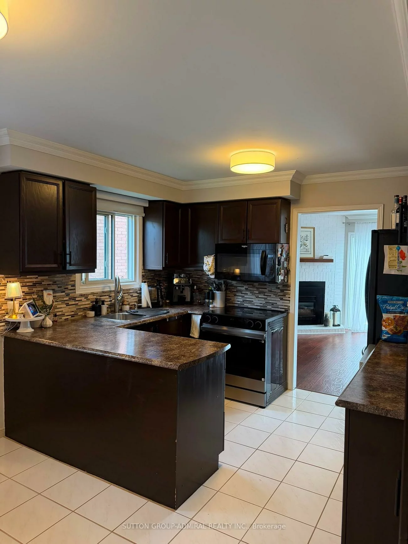 18, WALLACE, Northwest, Barrie