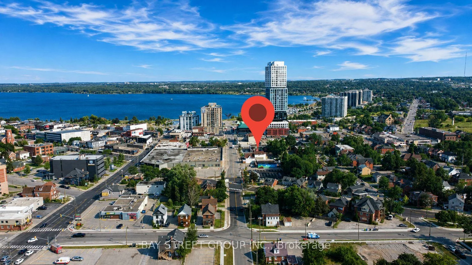 66, Maple, City Centre, Barrie