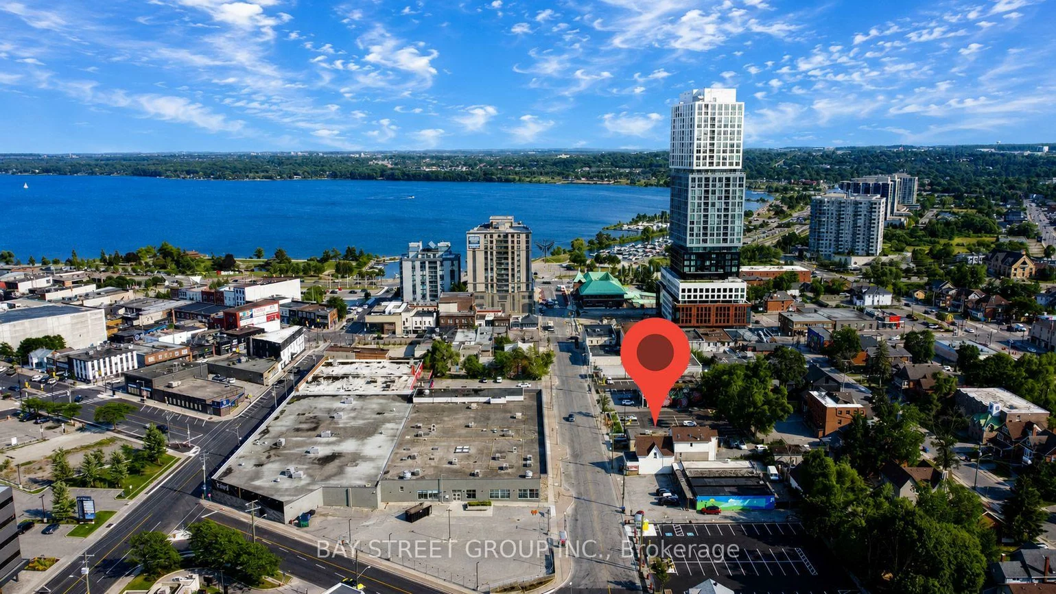 66, Maple, City Centre, Barrie