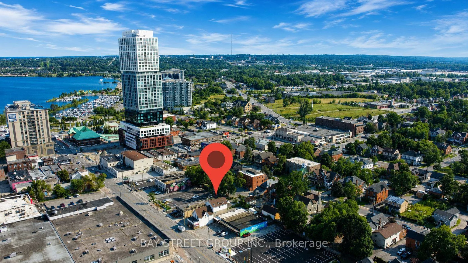66, Maple, City Centre, Barrie