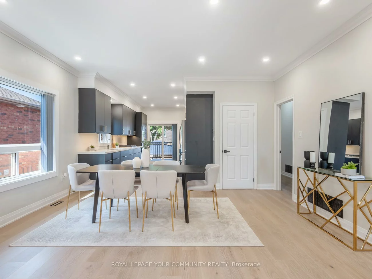 258, Livingstone, Little Lake, Barrie