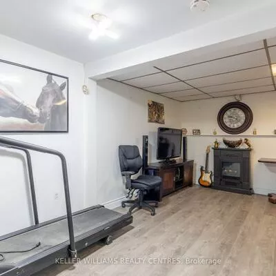 66, Chaucer, Letitia Heights, Barrie