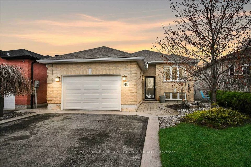 48, Nicole Marie, East Bayfield, Barrie