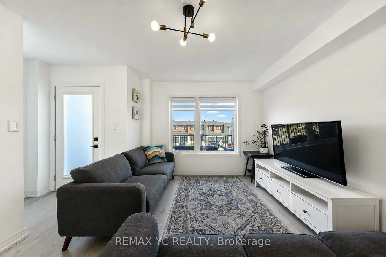 5, Fairlane, Painswick South, Barrie