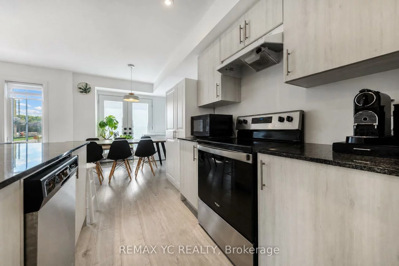 5, Fairlane, Painswick South, Barrie