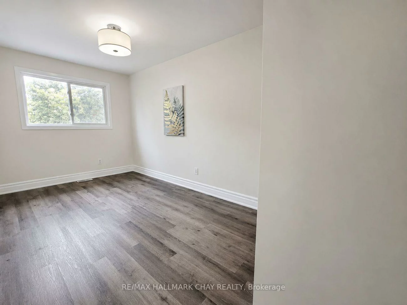 88 B, Bernick, Grove East, Barrie