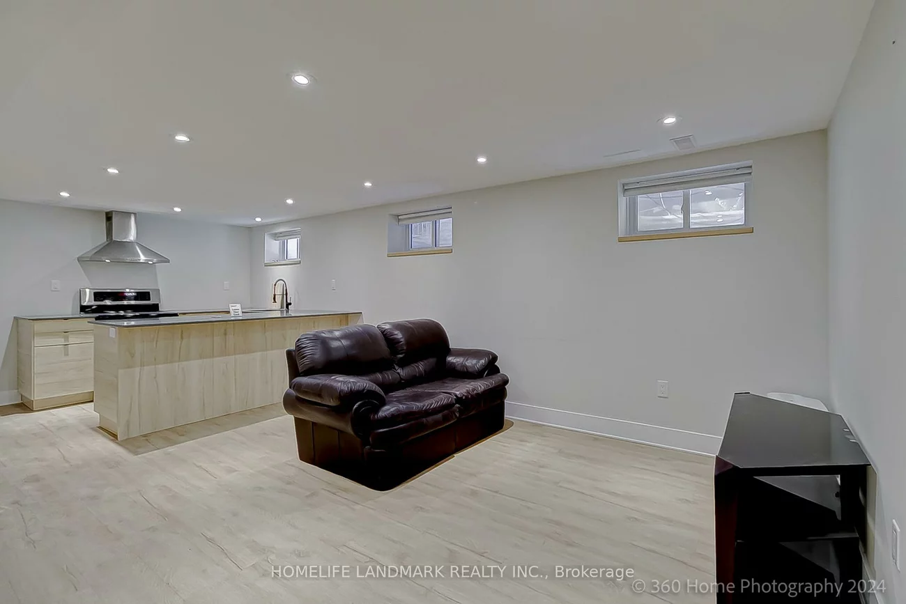 206, Napier, Codrington, Barrie