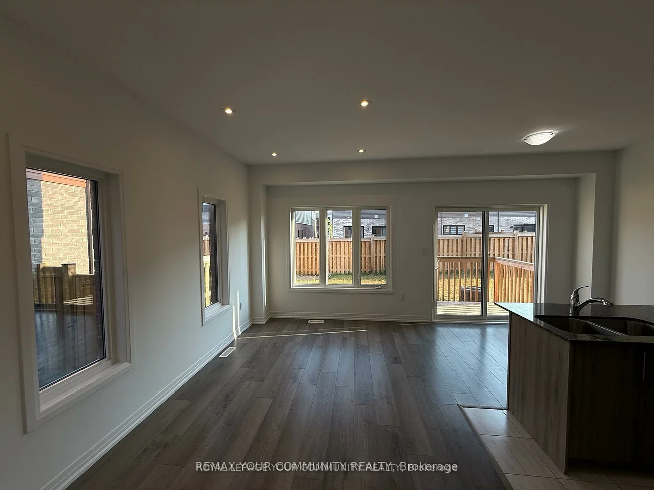 141, Turnberry, Painswick South, Barrie