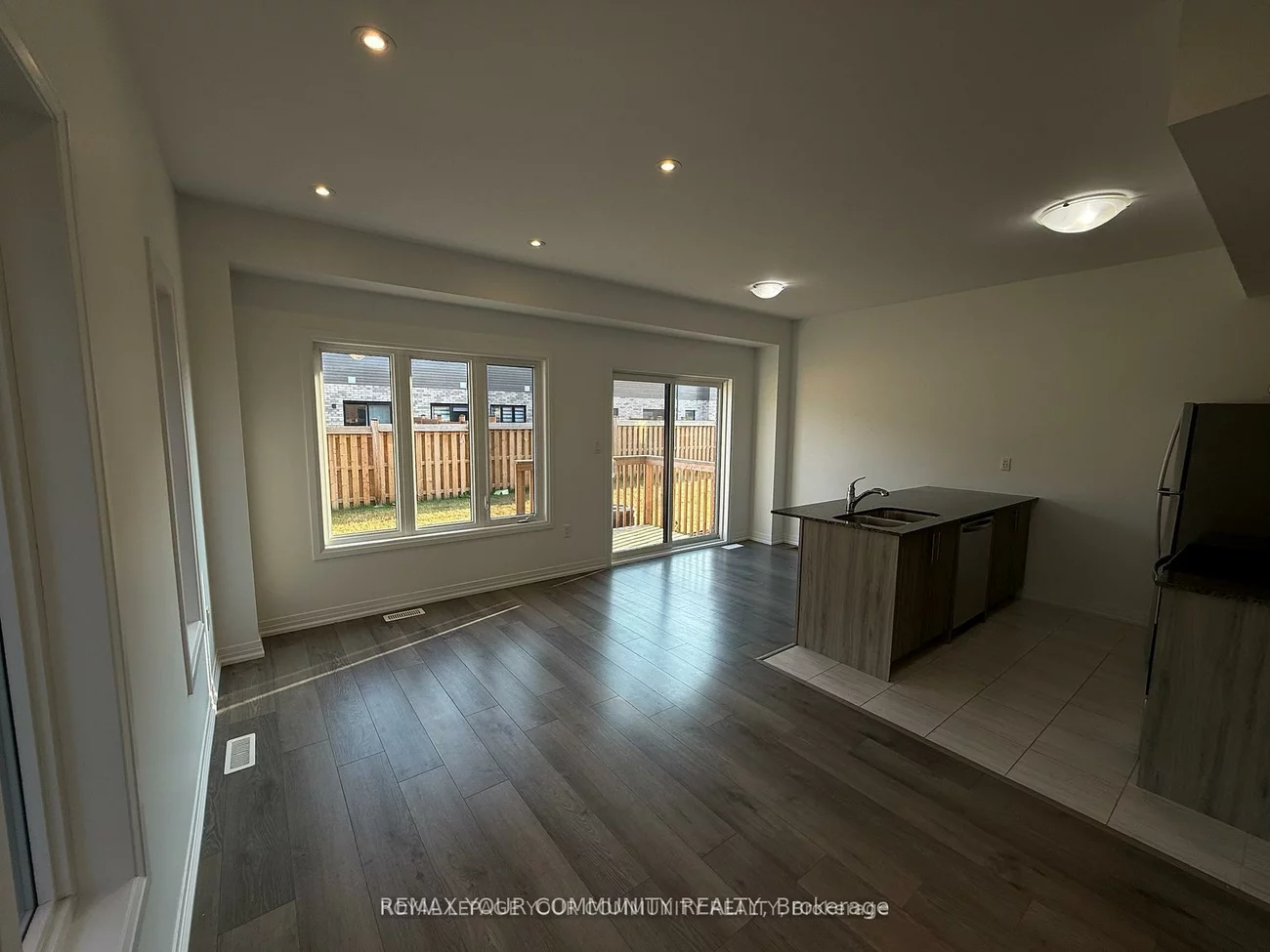 141, Turnberry, Painswick South, Barrie