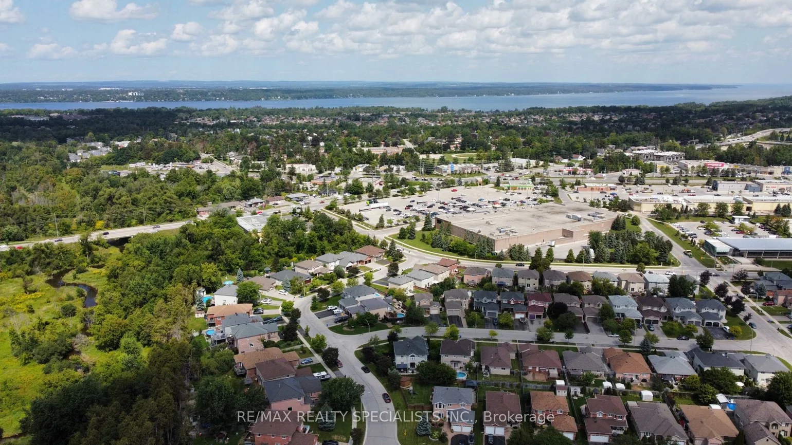 5, Russell Hill, Painswick South, Barrie