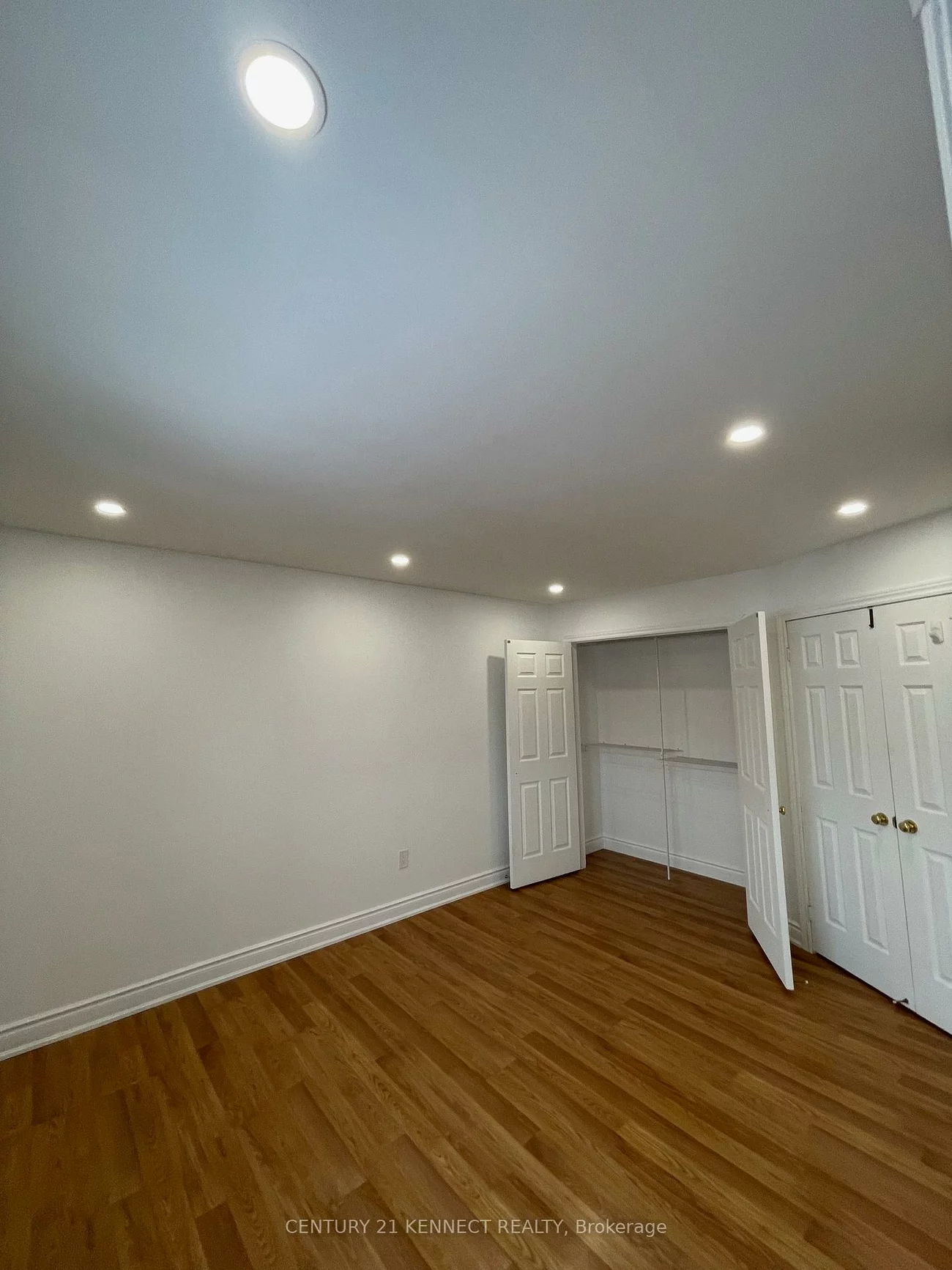 35, Drake, Painswick South, Barrie