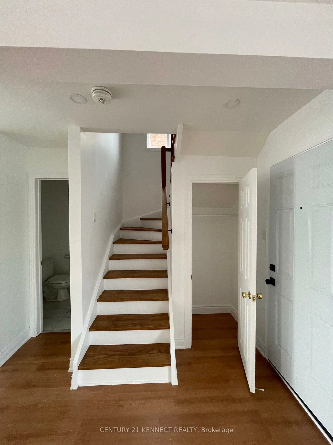 35, Drake, Painswick South, Barrie