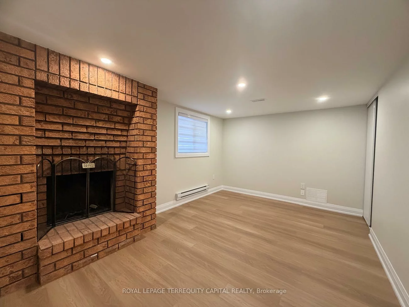 284, Livingstone, Northwest, Barrie