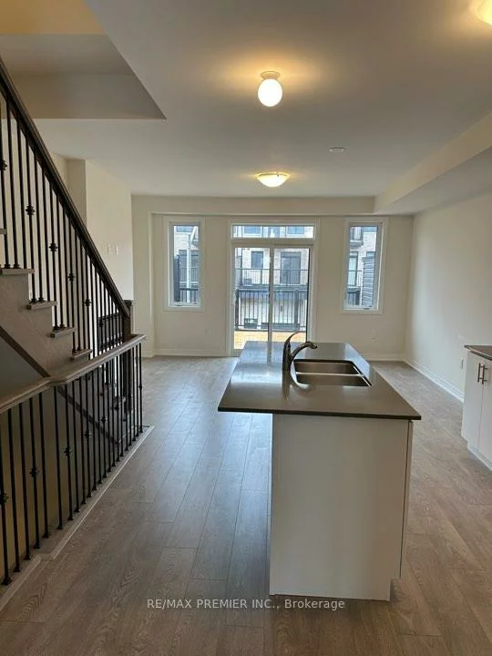 8, Cherry Hill, Painswick South, Barrie
