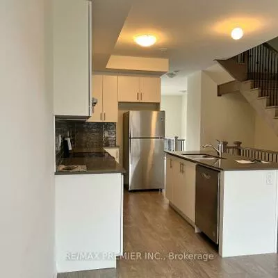 8, Cherry Hill, Painswick South, Barrie