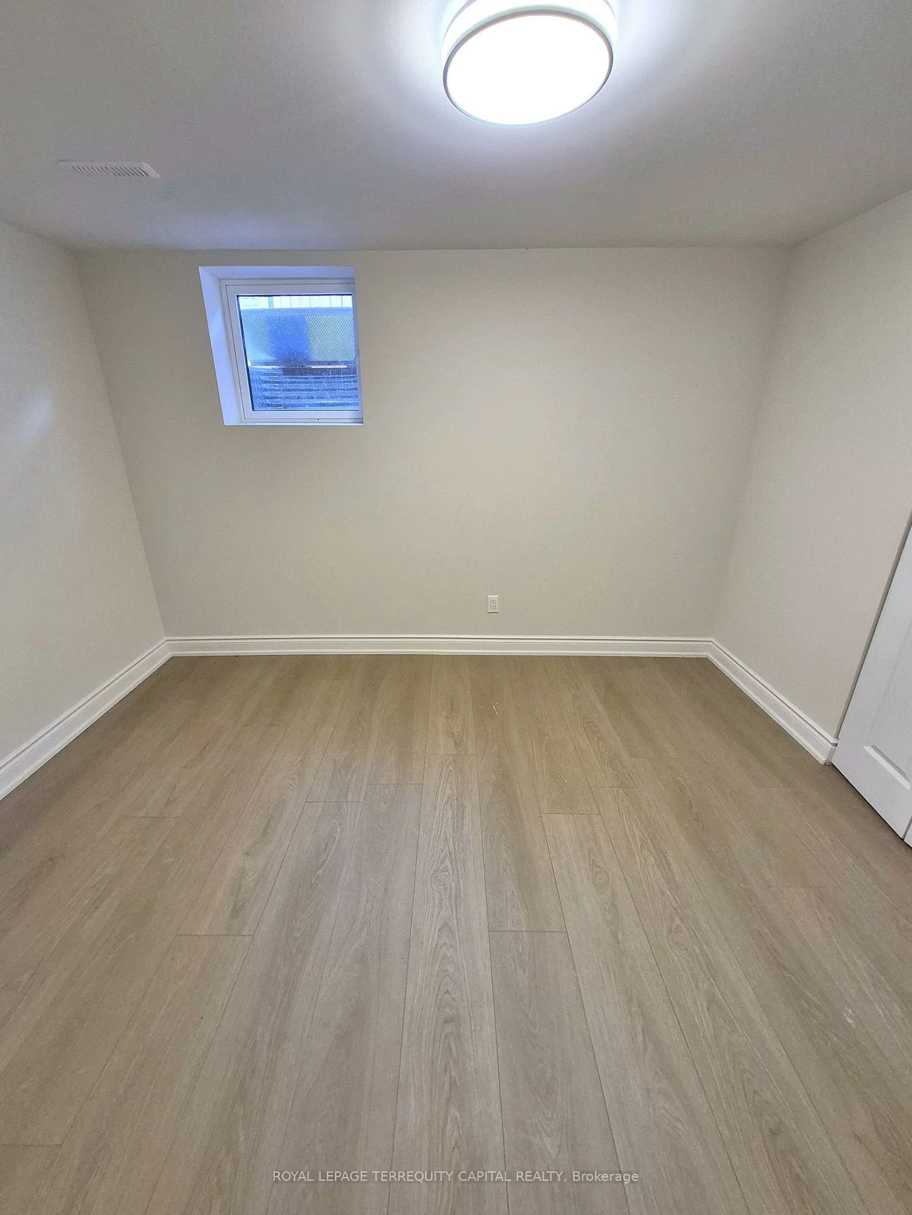 192, Wellington, Wellington, Barrie