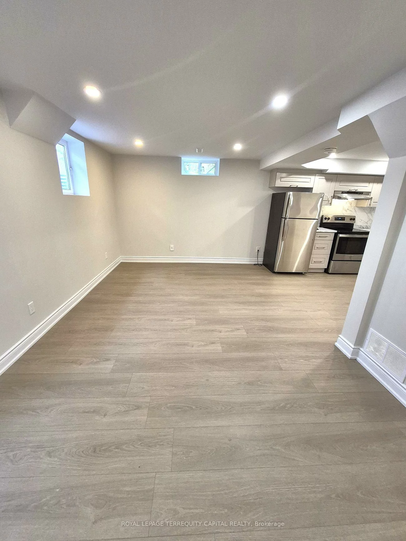 192, Wellington, Wellington, Barrie