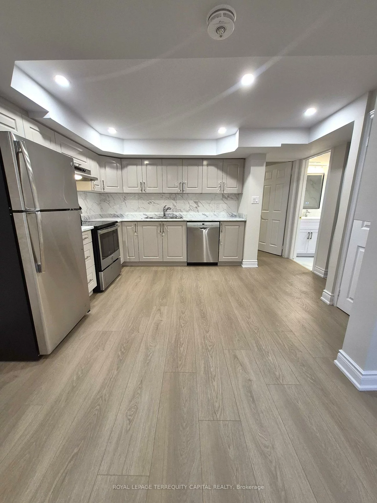 192, Wellington, Wellington, Barrie