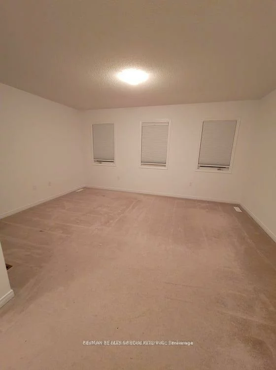 21, Franks, Allandale, Barrie