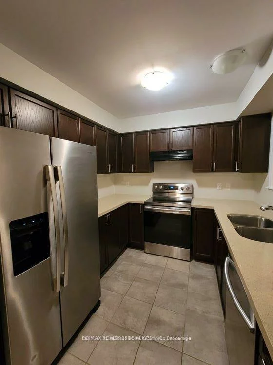 21, Franks, Allandale, Barrie