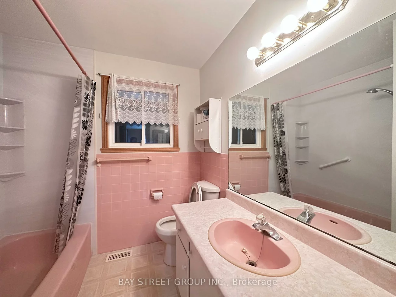 180, Rose, Wellington, Barrie