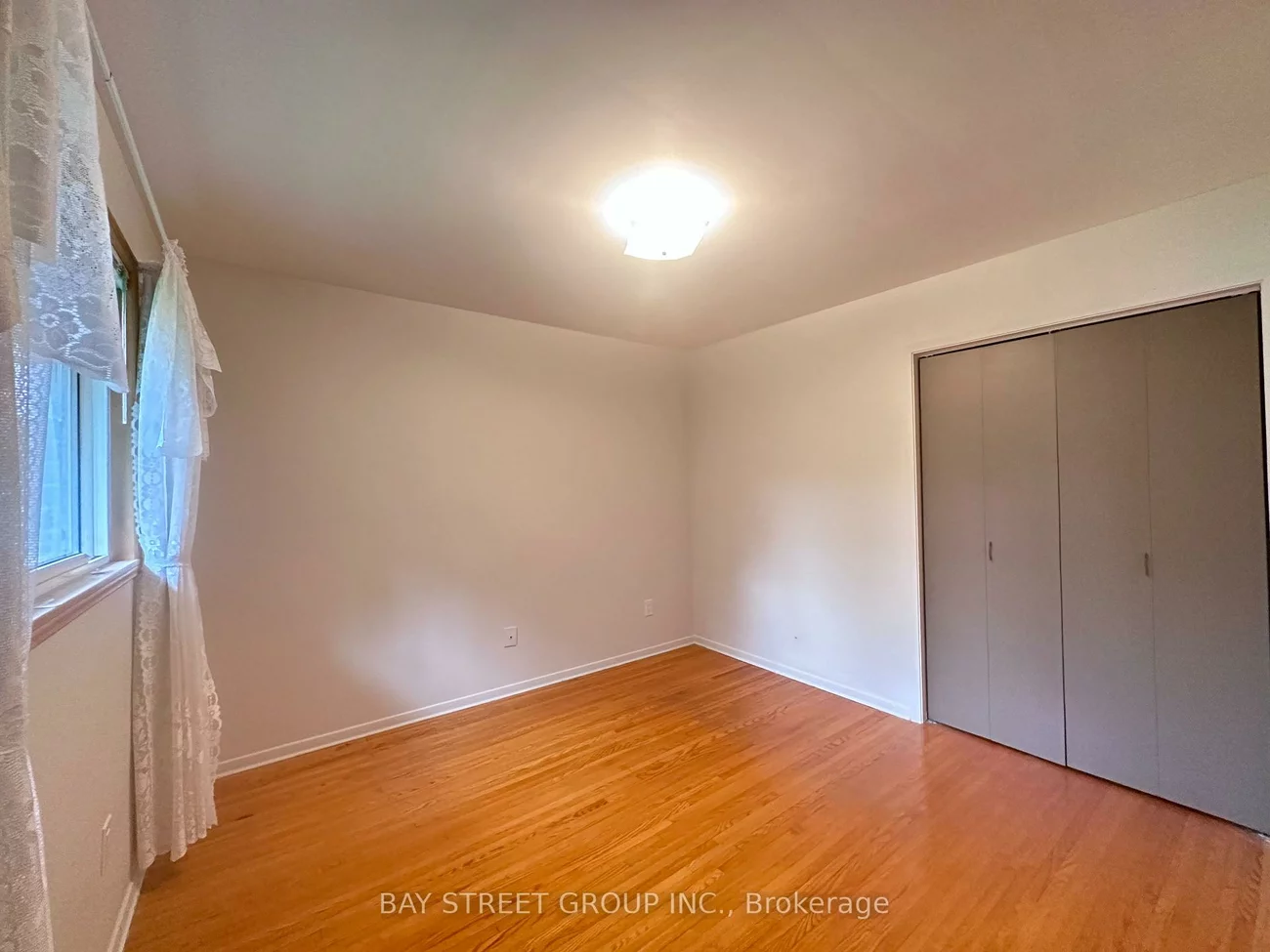 180, Rose, Wellington, Barrie