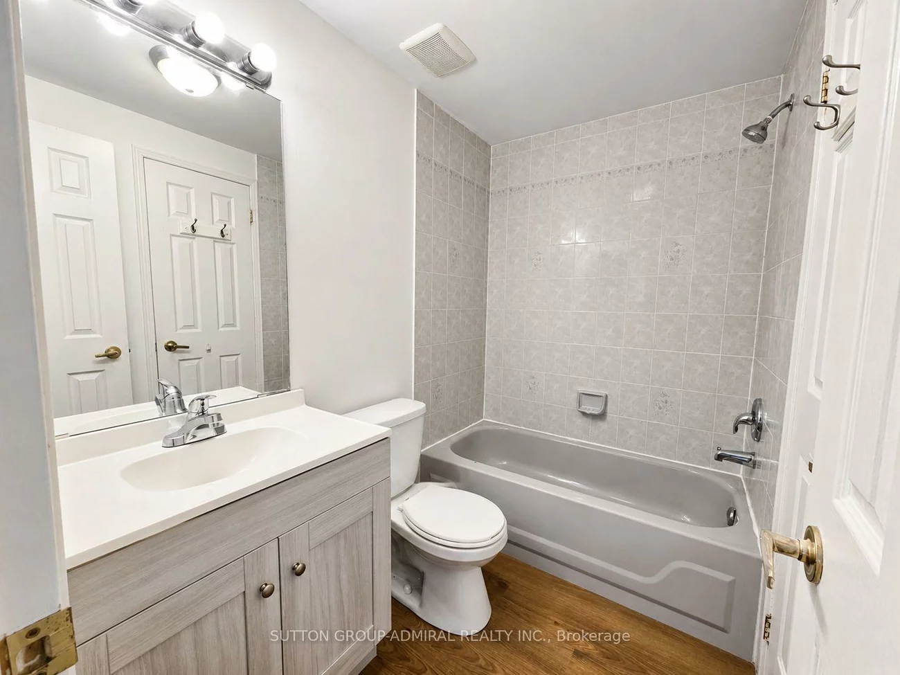 1, SEYMOUR, Holly, Barrie