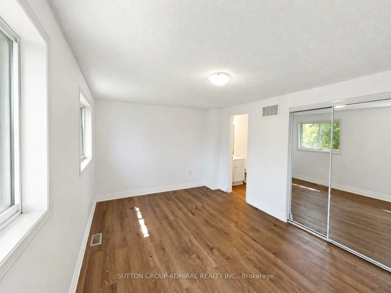 1, SEYMOUR, Holly, Barrie