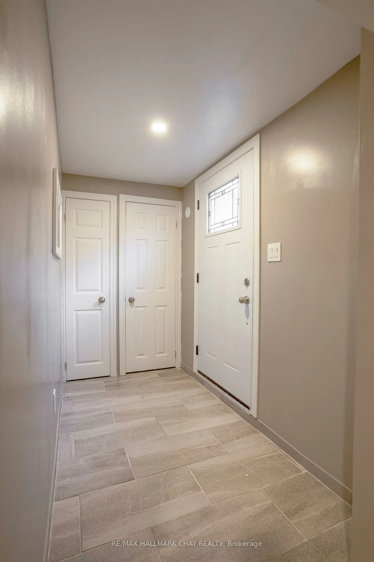 61, Neelands, West Bayfield, Barrie