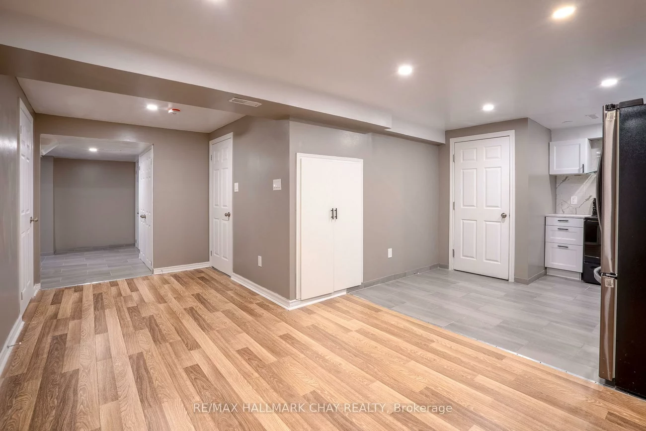 61, Neelands, West Bayfield, Barrie