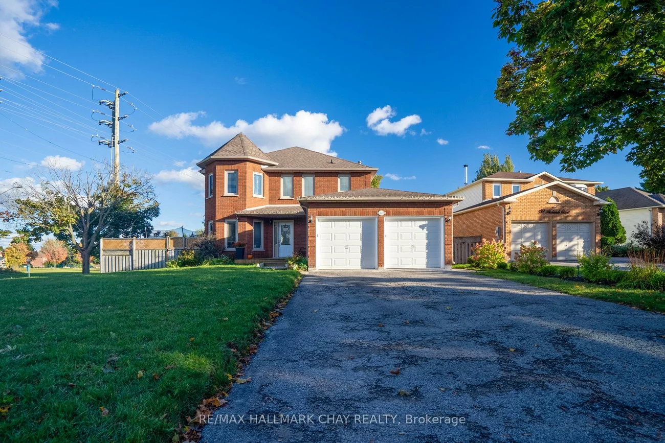 61, Neelands, West Bayfield, Barrie