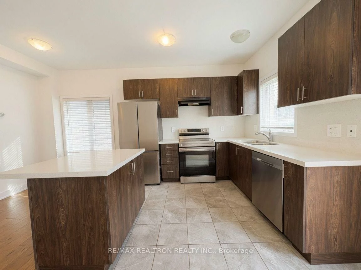 36, Westwood, Painswick South, Barrie