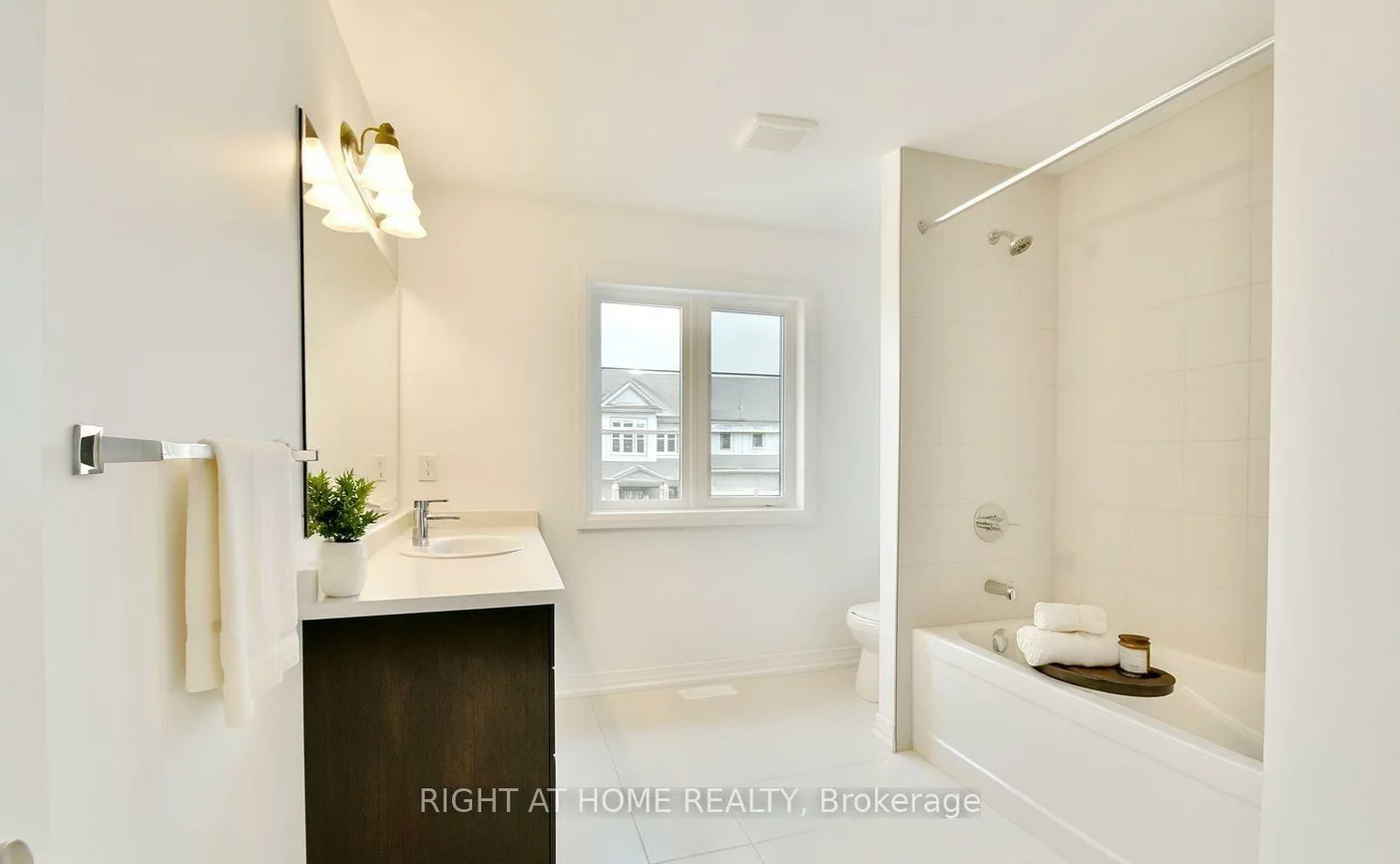 80, Sagewood, Painswick South, Barrie