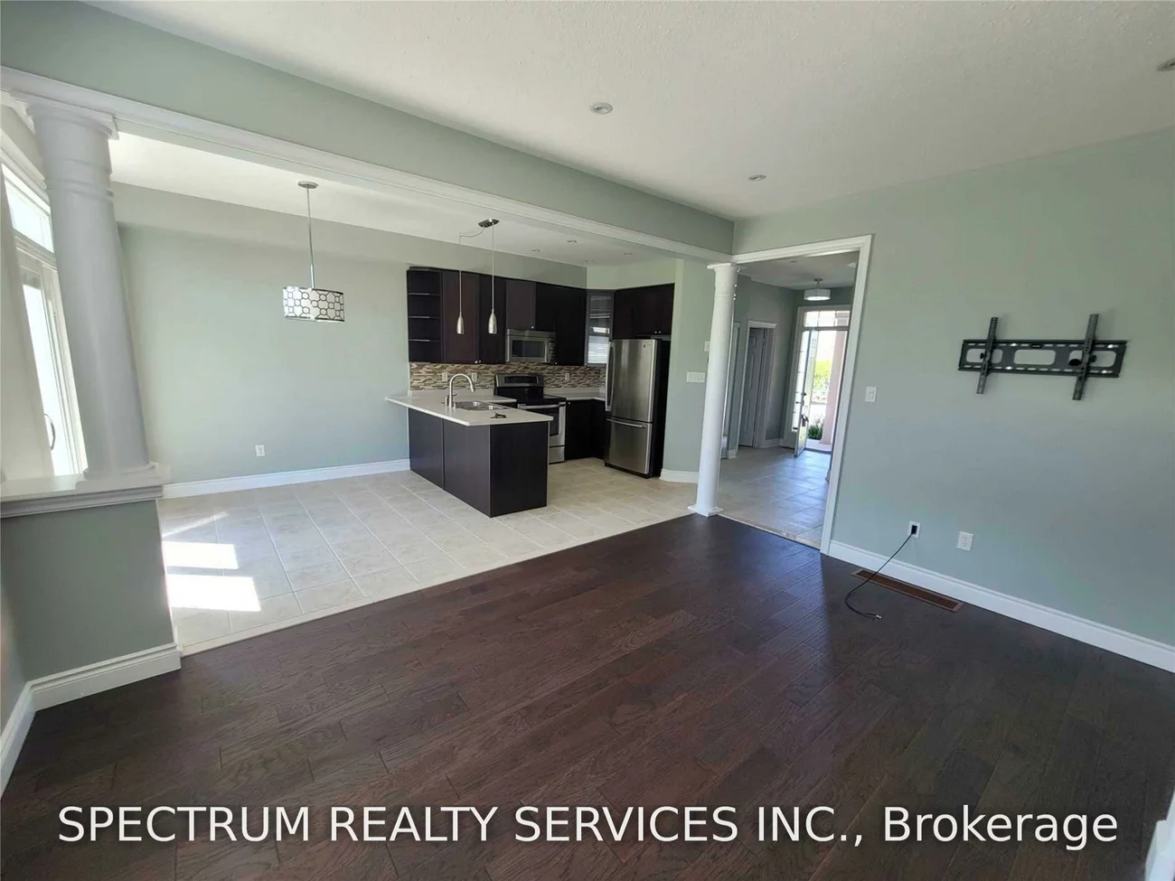 7, Charlemagne, Innis-Shore, Barrie