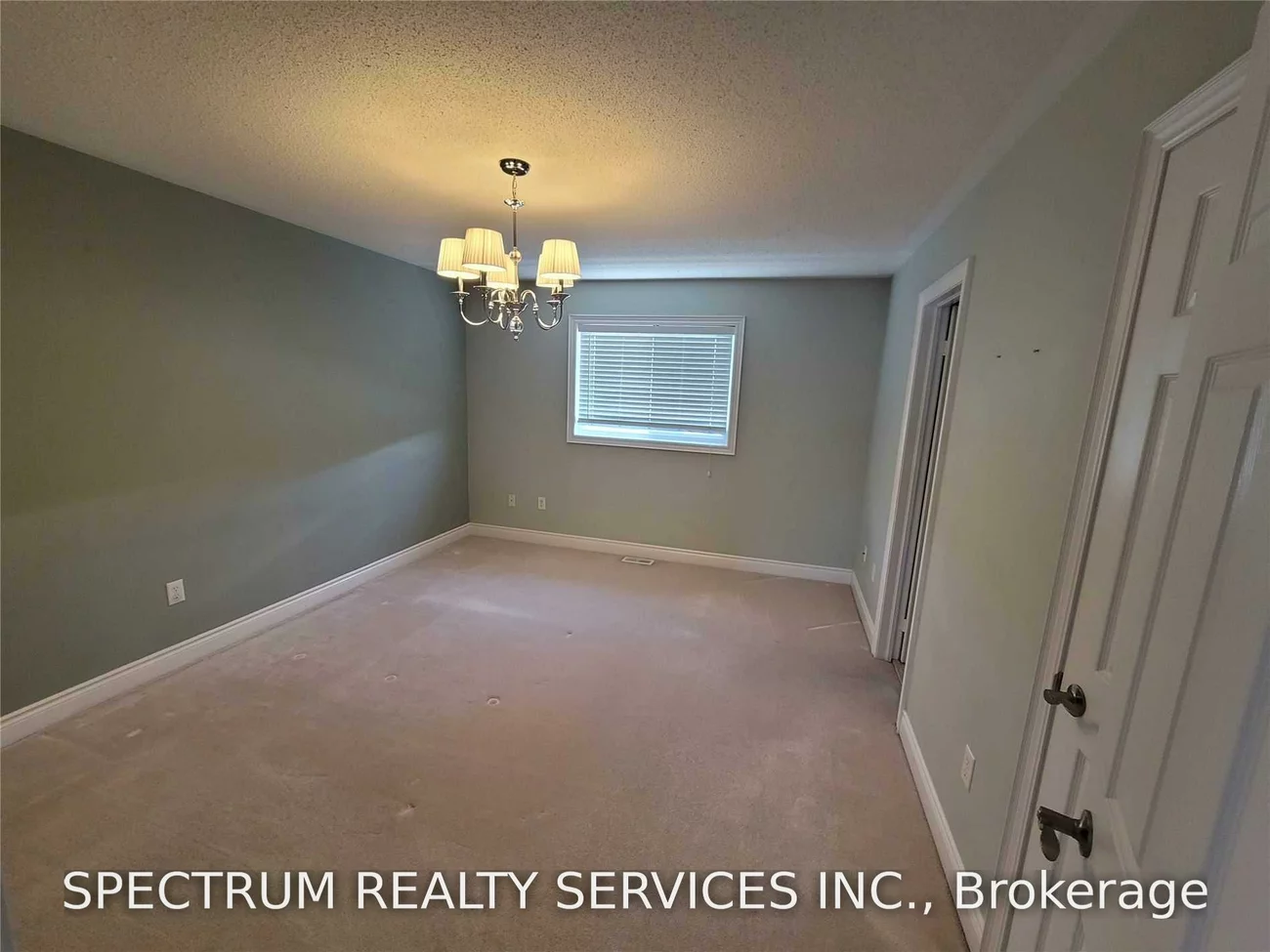 7, Charlemagne, Innis-Shore, Barrie