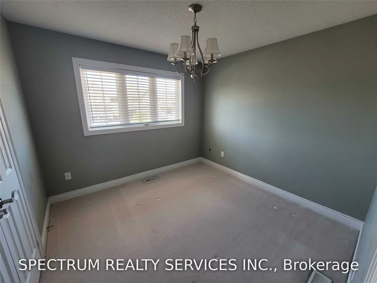 7, Charlemagne, Innis-Shore, Barrie
