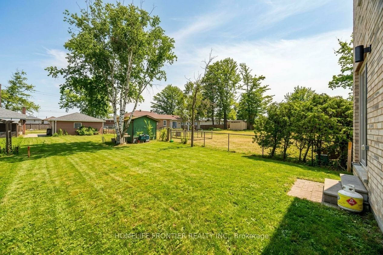 75, Kirkwood, Painswick South, Barrie
