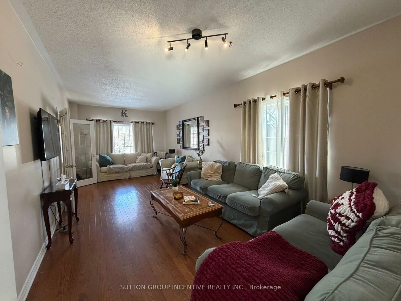 1, Buman, South Shore, Barrie