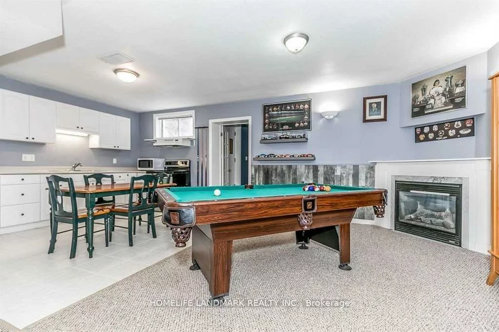 B 41, Gross, Edgehill Drive, Barrie