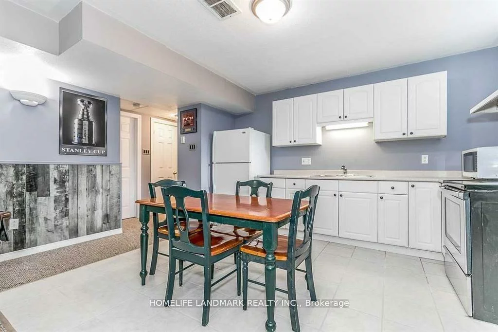 B 41, Gross, Edgehill Drive, Barrie
