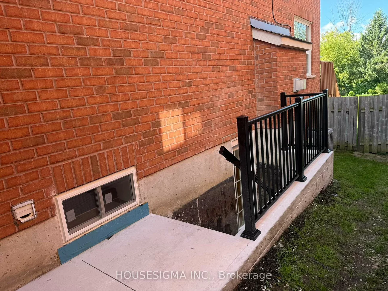 129, Gore, Ardagh, Barrie