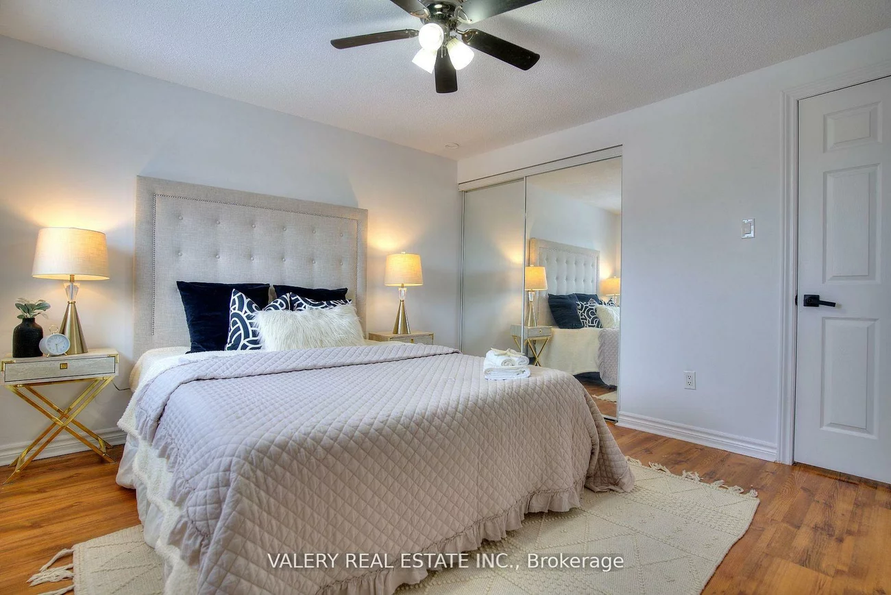 24, Lampman, Letitia Heights, Barrie