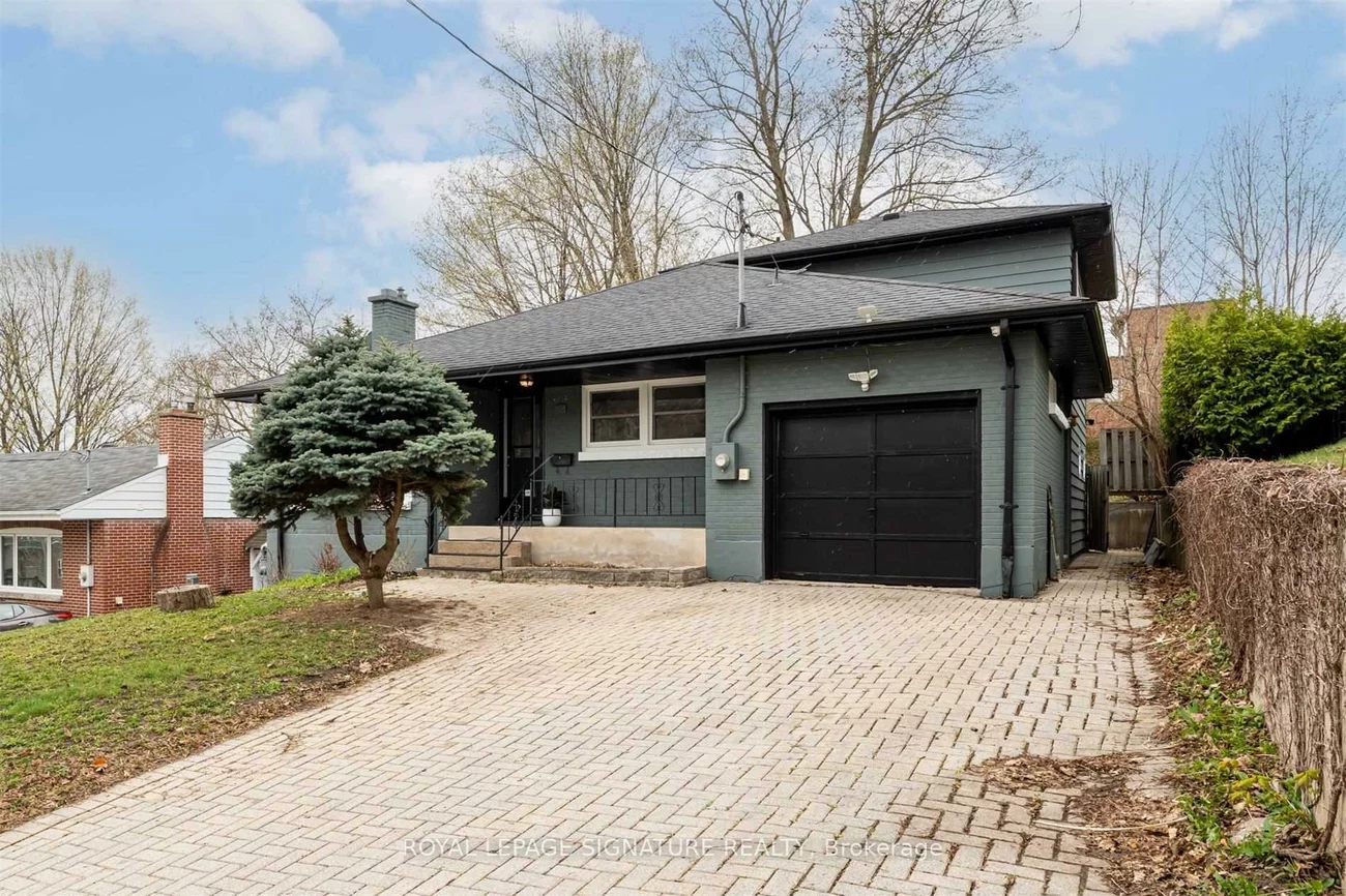 22, Drury, Codrington, Barrie