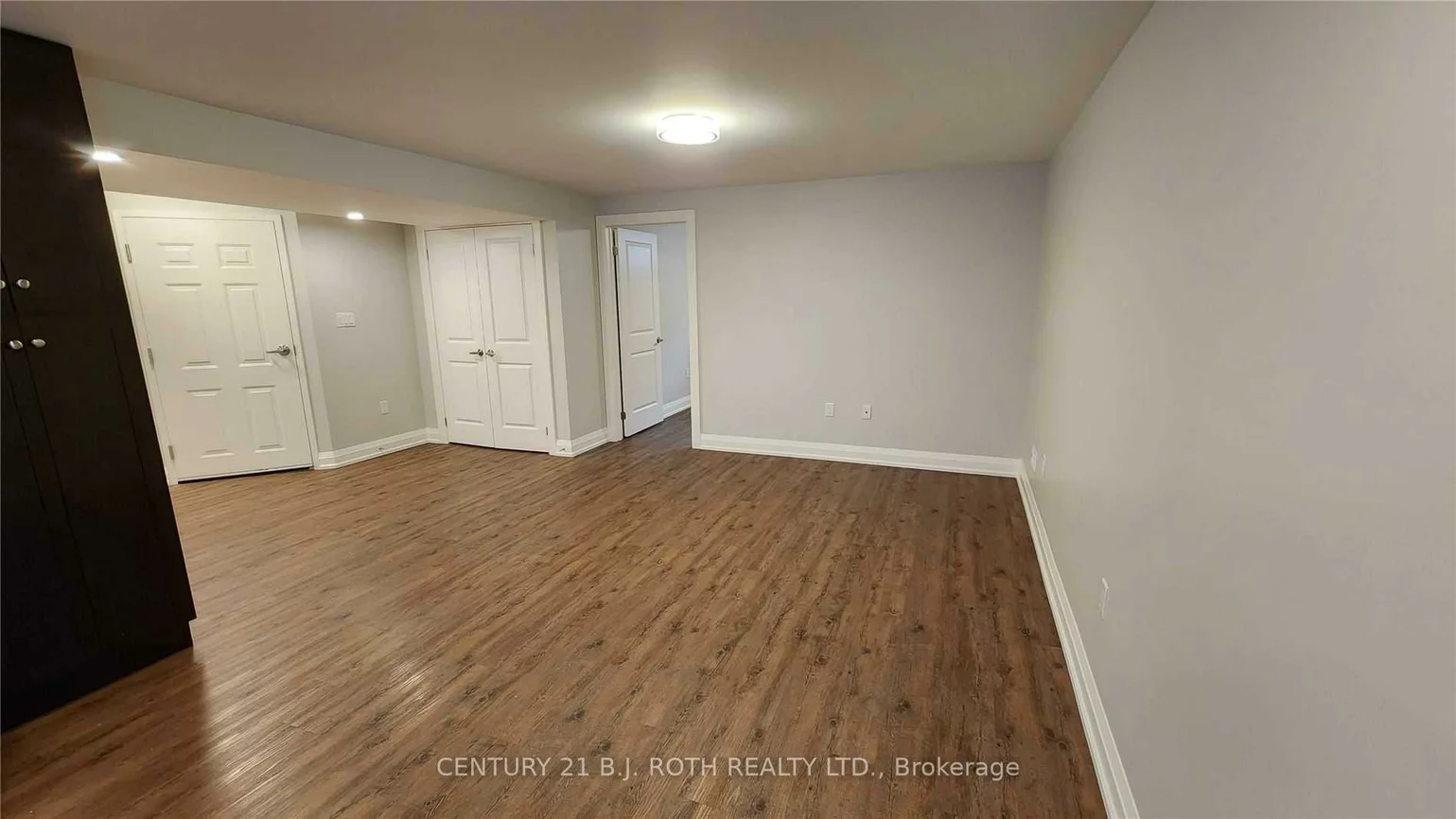 300, Cundles, Northwest, Barrie