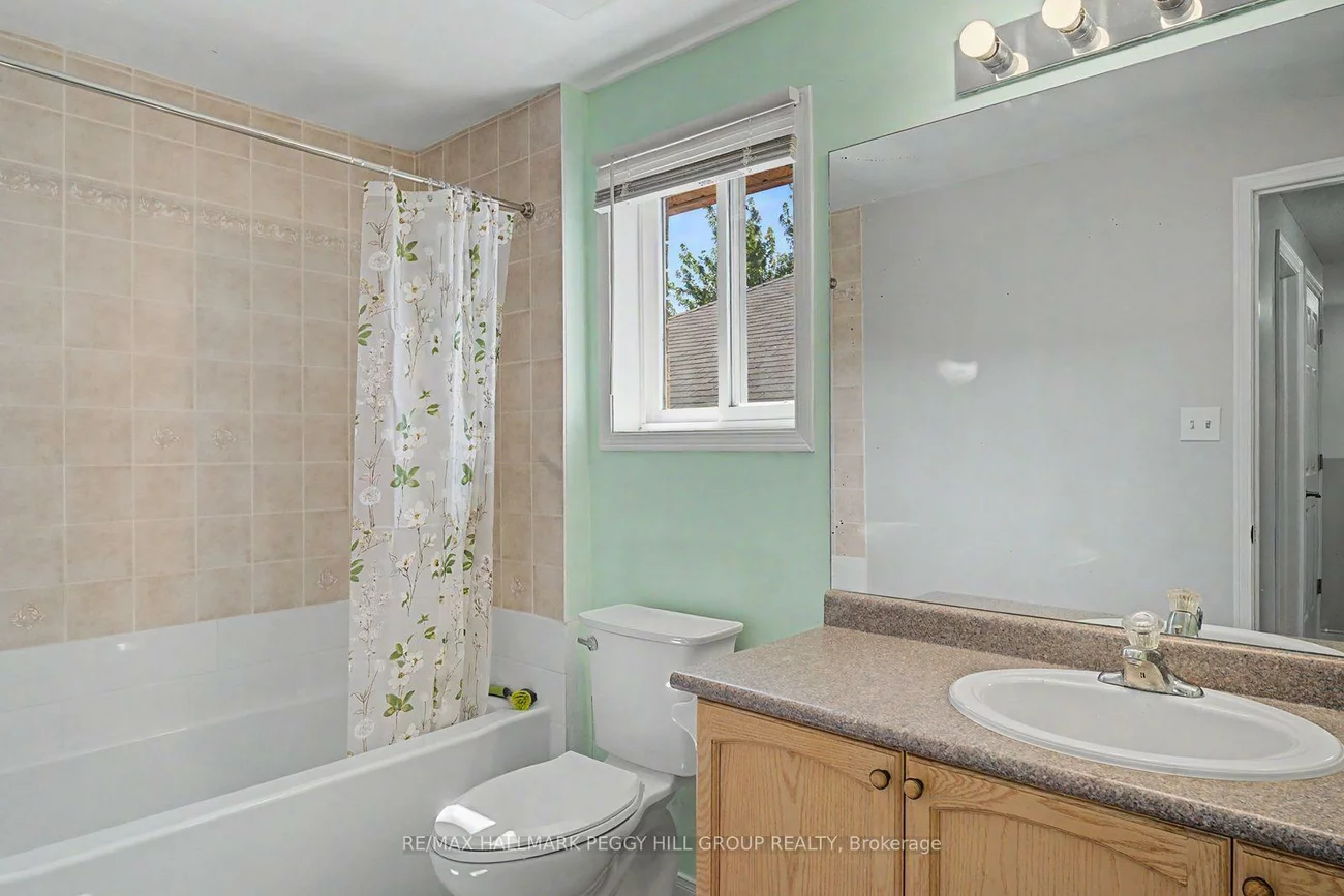 24, Dunsmore, Georgian Drive, Barrie